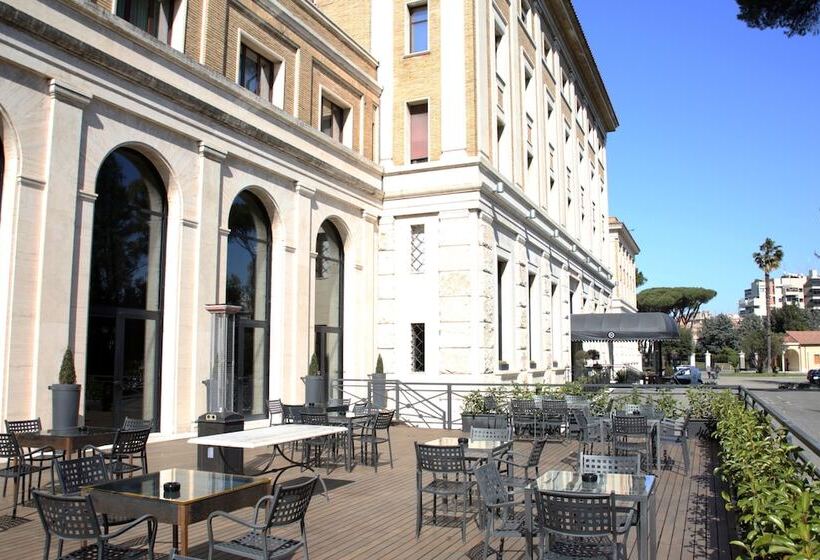 Hotel Th Roma  Carpegna Palace