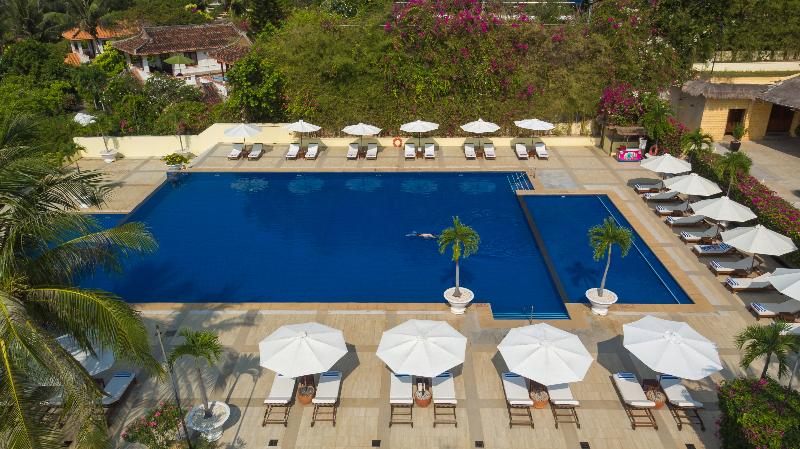 هتل Victoria Phan Thiet Beach Resort & Spa