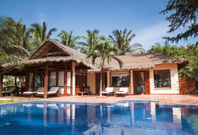 هتل Victoria Phan Thiet Beach Resort & Spa