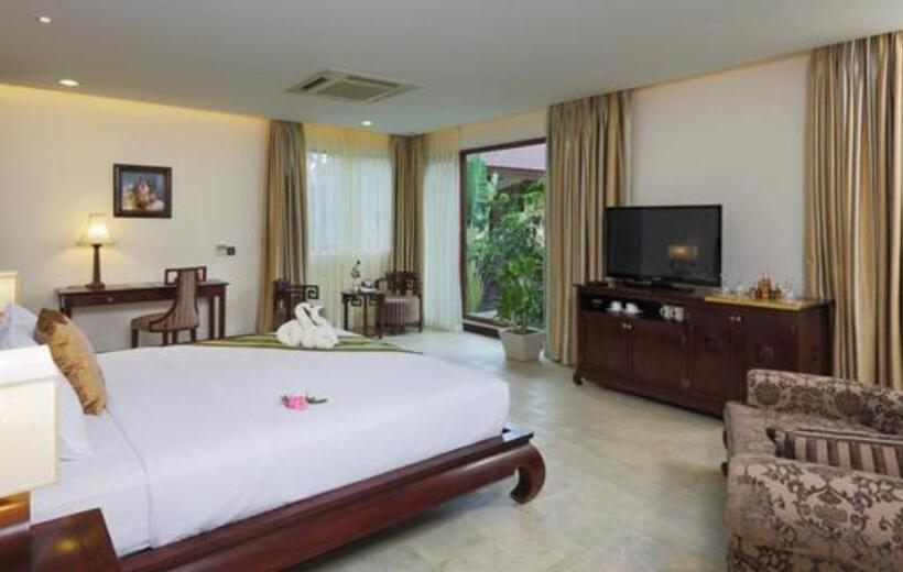 هتل Victoria Phan Thiet Beach Resort And Spa