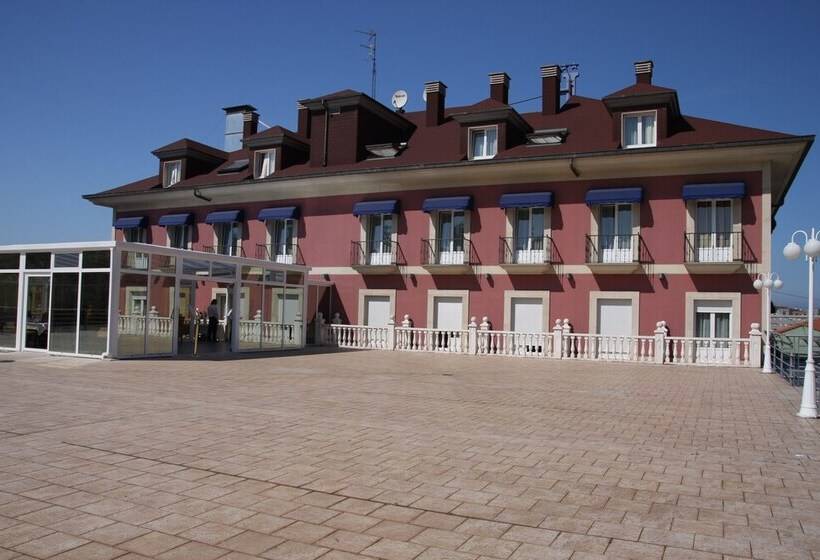Fotos del hotel Villa De Gijon:  6
