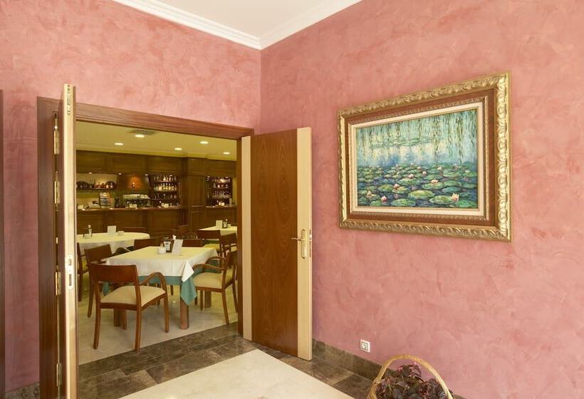 Fotos del hotel Villa De Gijon:  9
