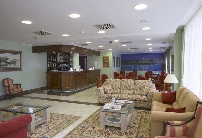 Fotos del hotel Villa De Gijon:  11
