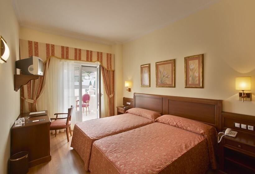 Fotos del hotel Villa De Gijon:  14