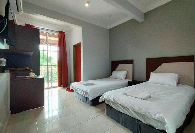 فندق Oyo 89934 Rose Village Inn 1