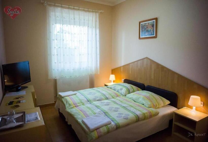 Bed and Breakfast Cívis Szálláshely