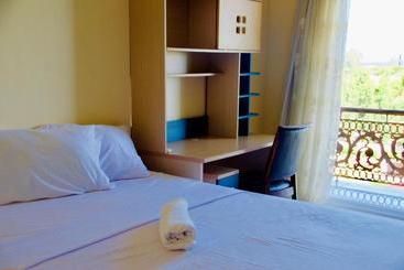 تختخواب و صبحانه Pearl At Oyster Bay