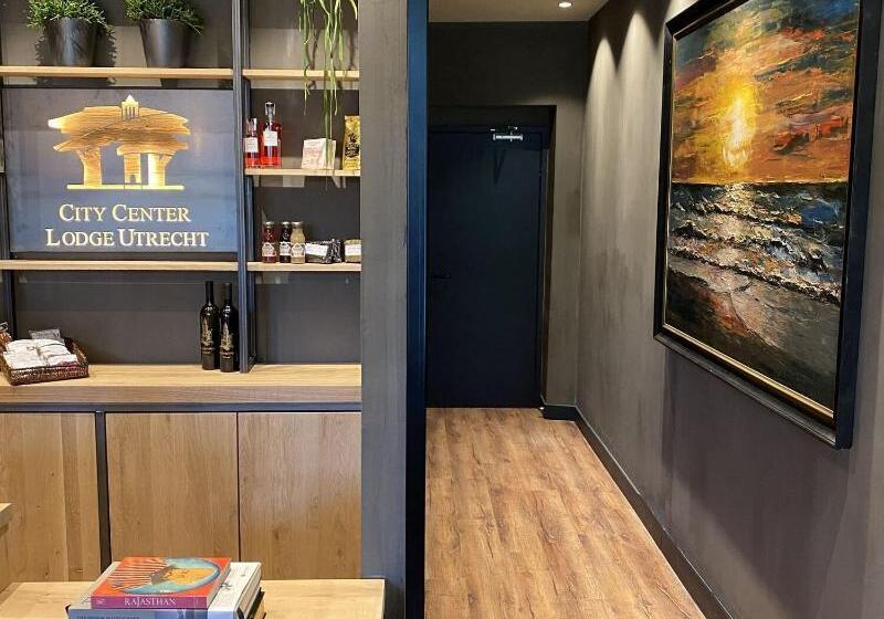 هتل City Center Lodge Utrecht