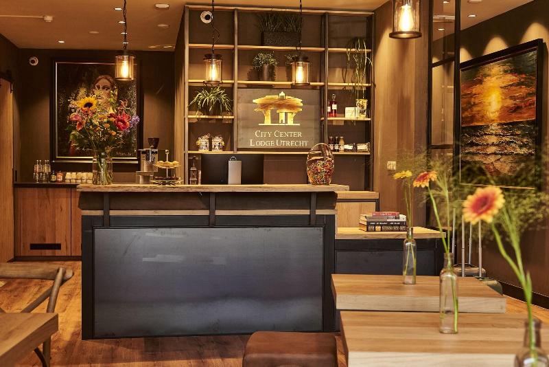 هتل City Center Lodge Utrecht