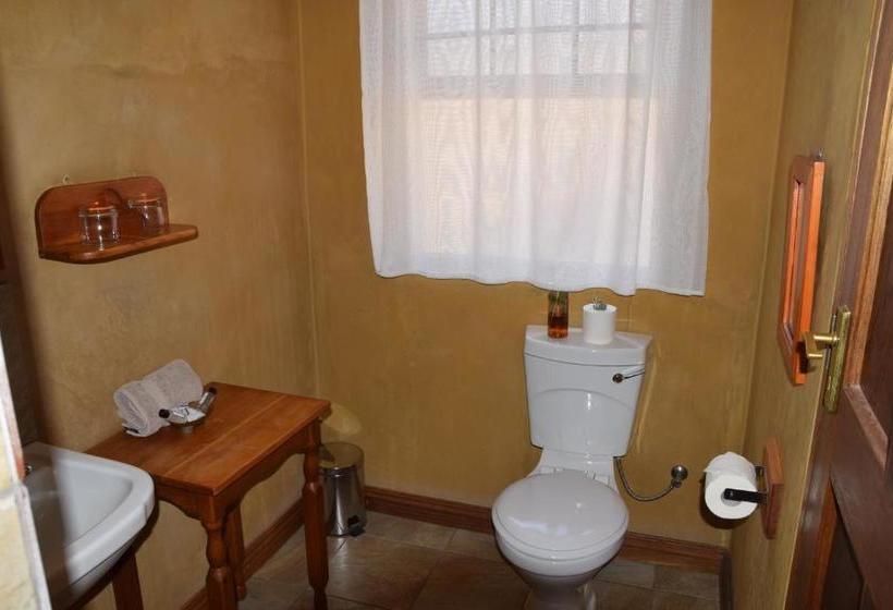 هتل Desert Horse Inn