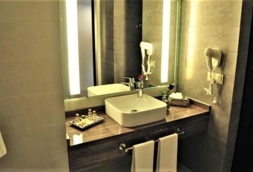 هتل Hôtel Atlas Saiss Fès