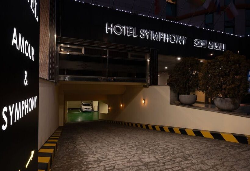 هتل Symphony