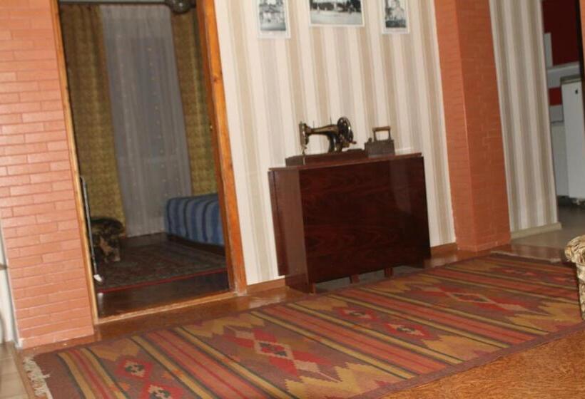 Old Tiraspol Hostel