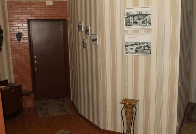 Old Tiraspol Hostel