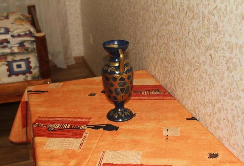 Old Tiraspol Hostel