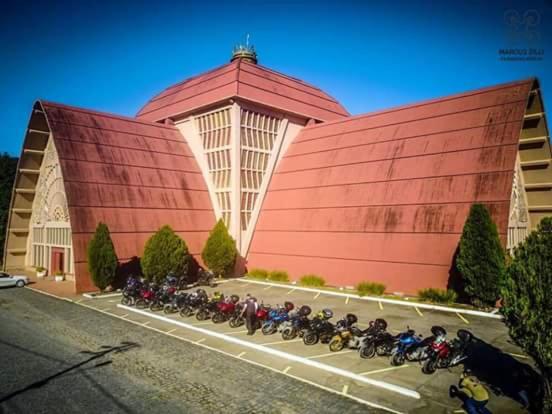 پانسیون Casa De Temporada Familiar