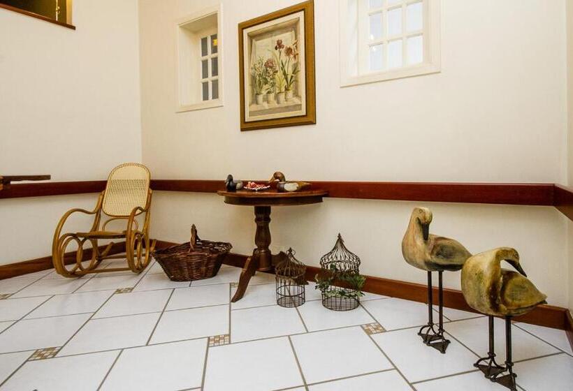 پانسیون Pousada Casa Gialla Campos Do Jordao