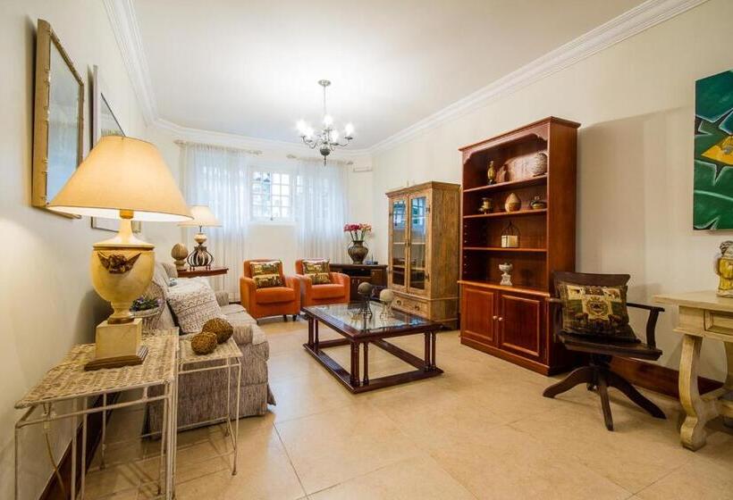 پانسیون Pousada Casa Gialla Campos Do Jordao