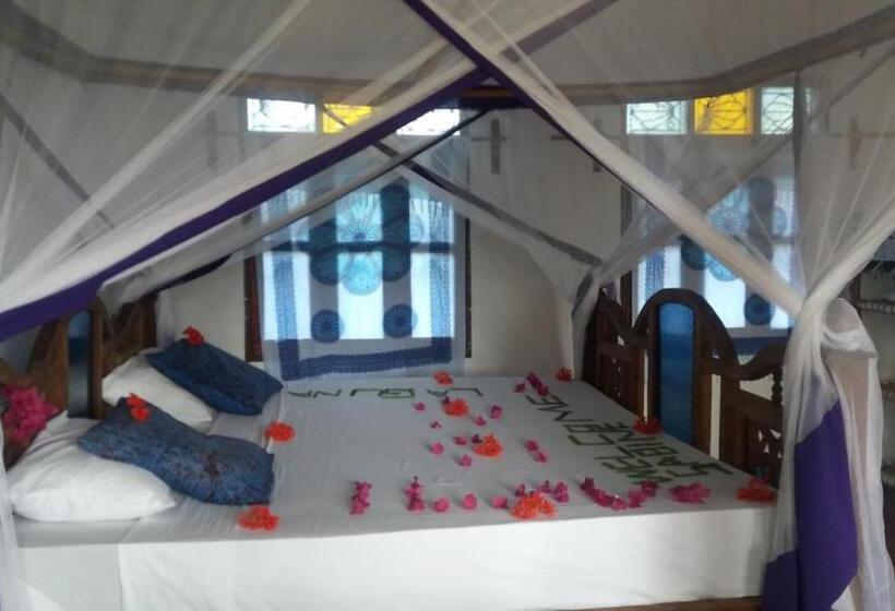 استراحتگاه Laguna Palace Zanzibar