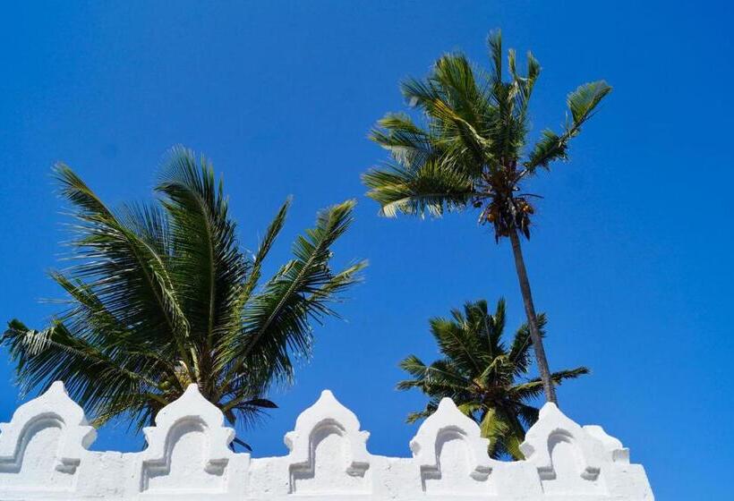 استراحتگاه Laguna Palace Zanzibar