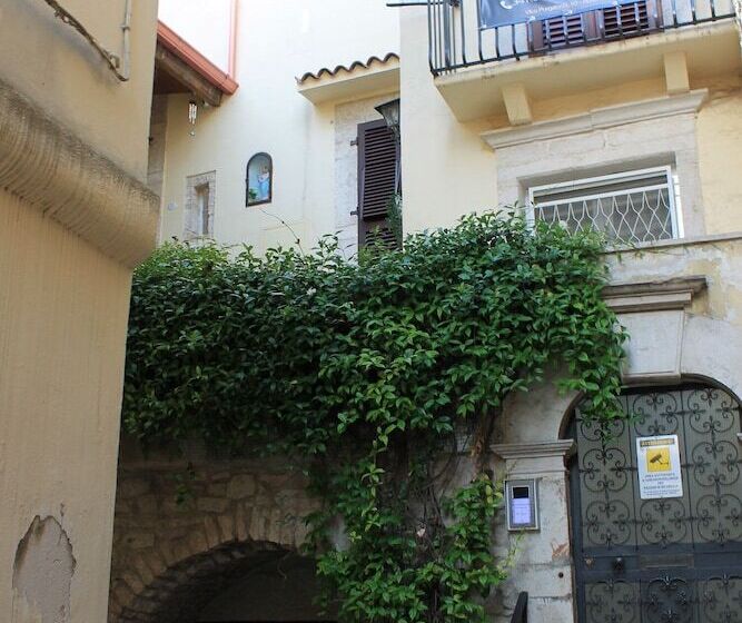 تختخواب و صبحانه A Casa Mia