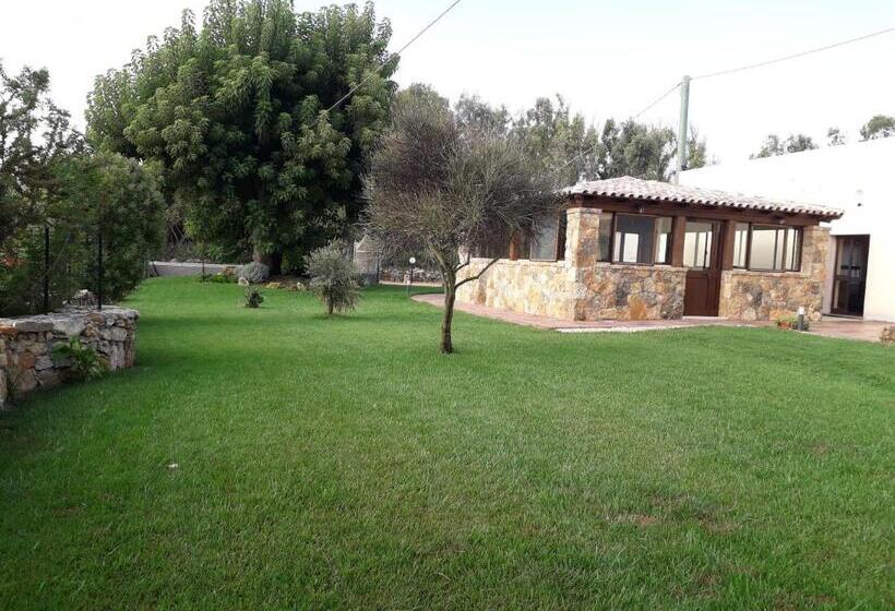 تختخواب و صبحانه Agriturismo Quattro Mori