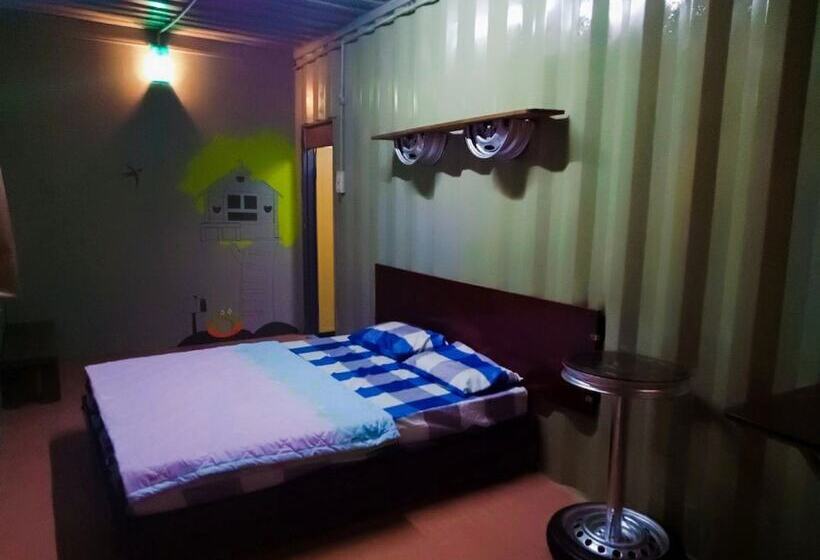 هتل 5 Stone Cabin Chalet