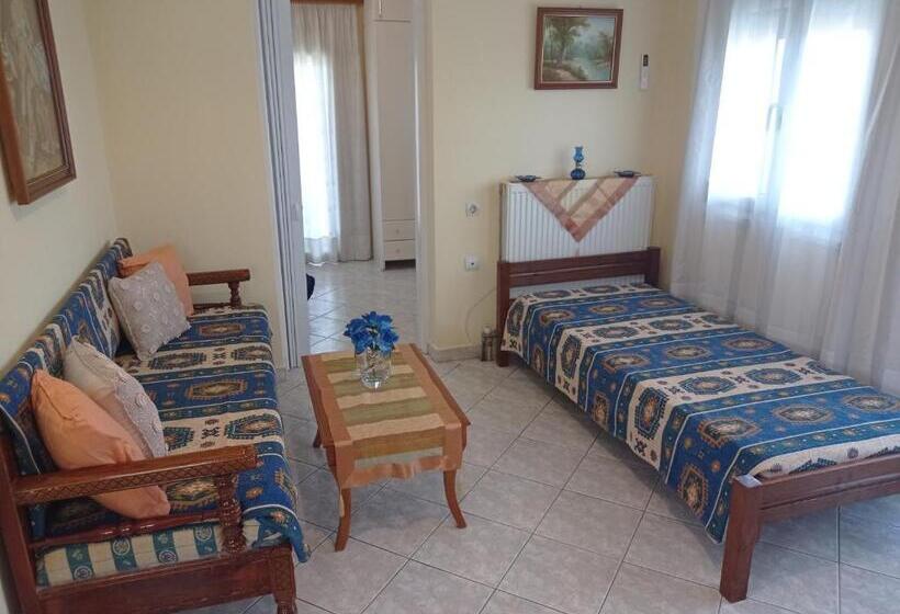 هتل Alexandros Rooms & Studios