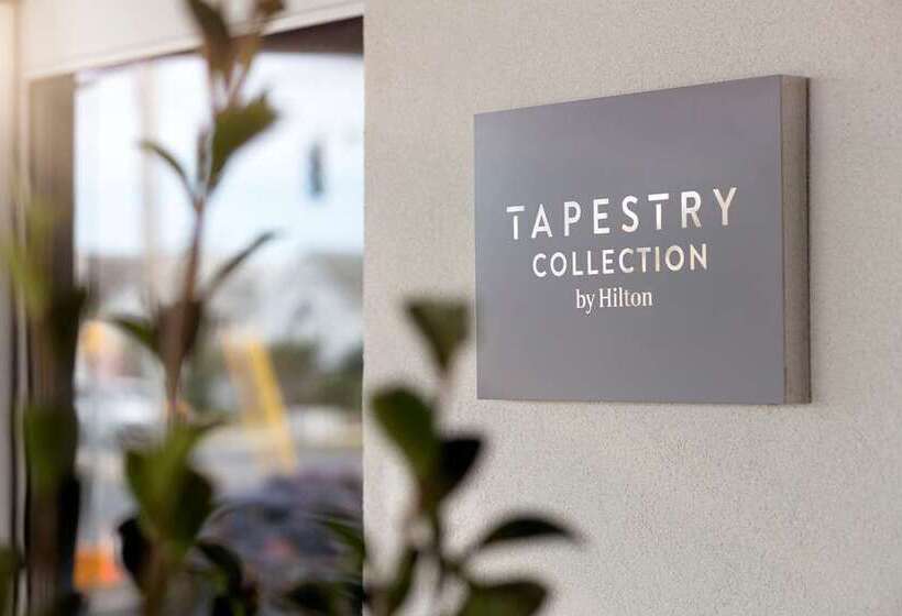 هتل Fenwick Shores, Tapestry Collection By Hilton