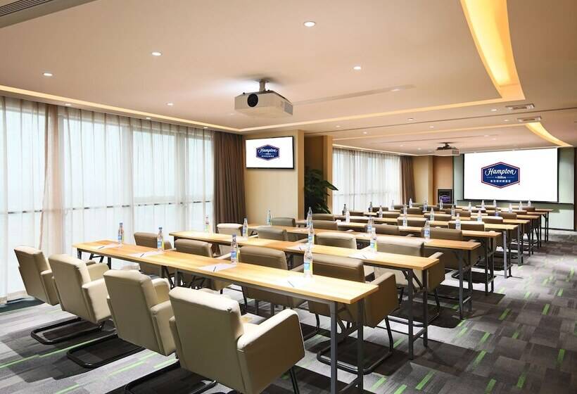 هتل Hampton By Hilton Zhongshan Nanlang