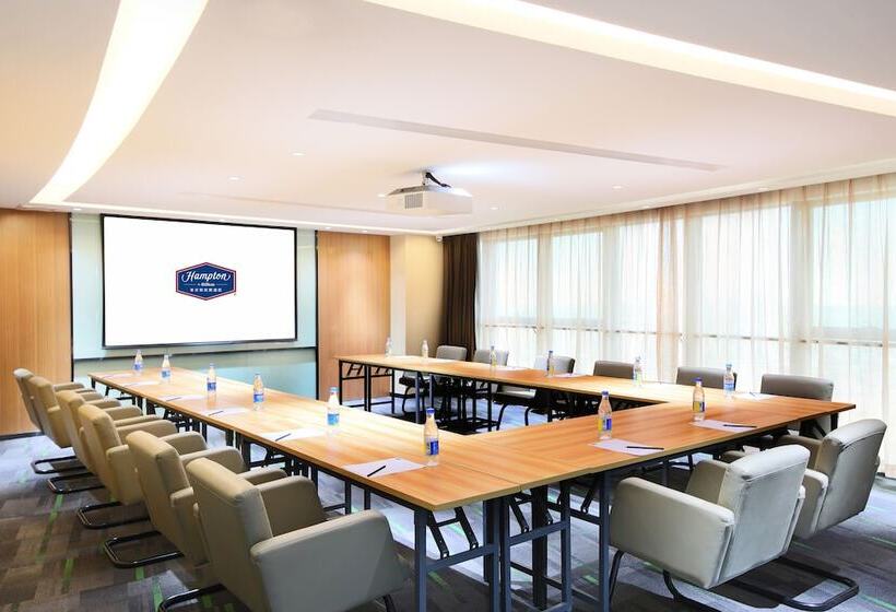 هتل Hampton By Hilton Zhongshan Nanlang