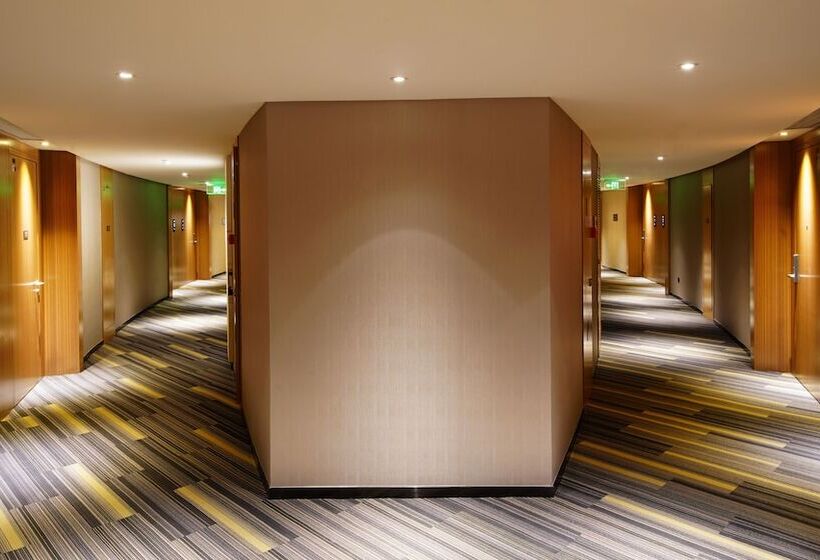 هتل Hampton By Hilton Zhongshan Nanlang