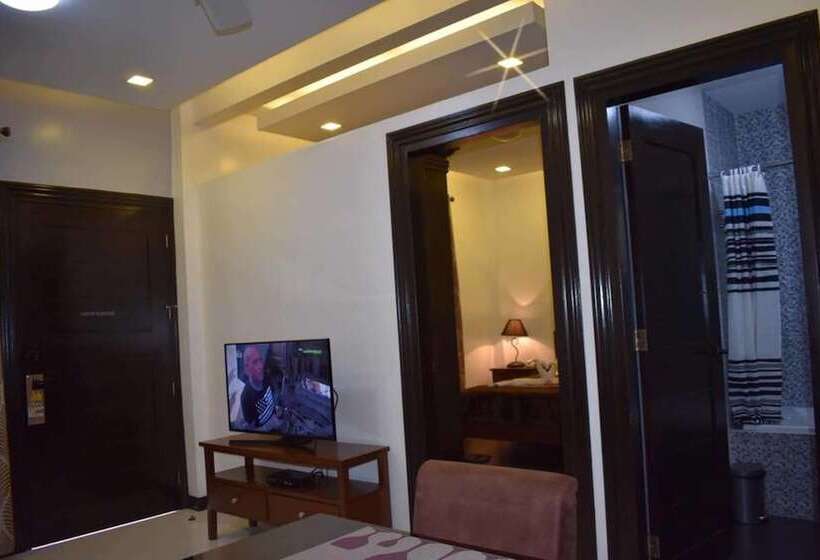 Fotos del hotel Jo Carter's Hotel & Suites:  28