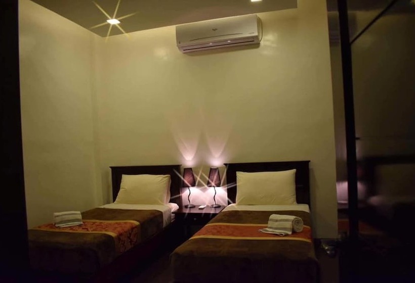 Fotos del hotel Jo Carter's Hotel & Suites:  40