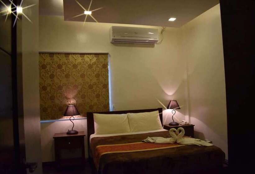Fotos del hotel Jo Carter's Hotel & Suites:  39