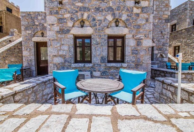 בית מלון כפרי Psamathous Guesthouse