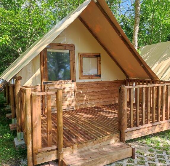فندق Saecula Natural Village Experience