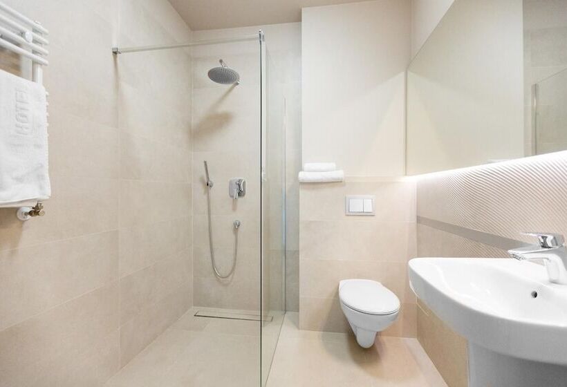 هتل Villa Grand Solis