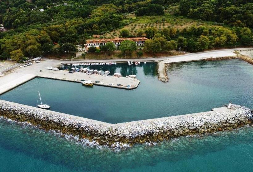 בית מלון כפרי Vlassis