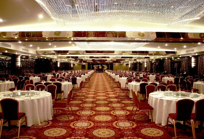 Fotos del hotel Zhenbao Holiday  Nanjing Yuhua:  10