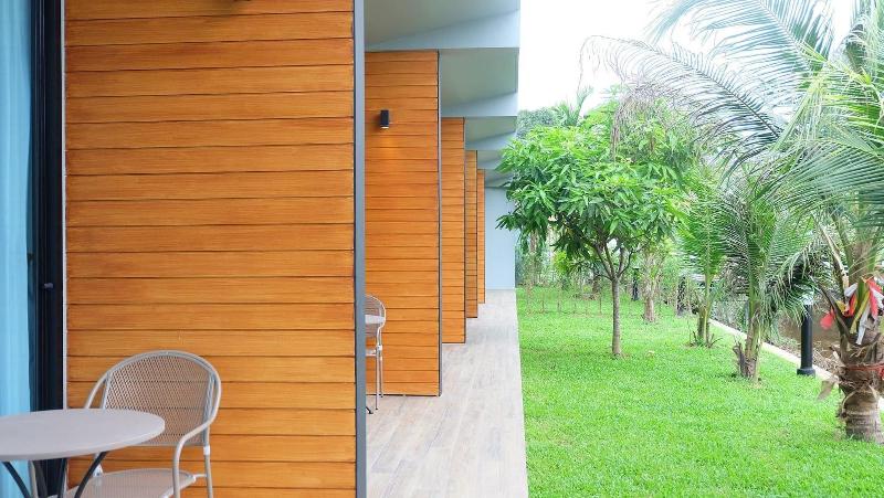 Phumi Resort