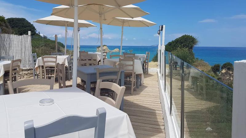 Fotos del hotel Akron Seascape Resort   All Inclusive:  15