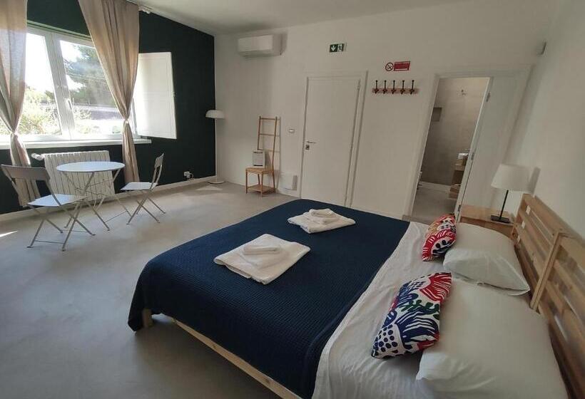 Artemisia B&b