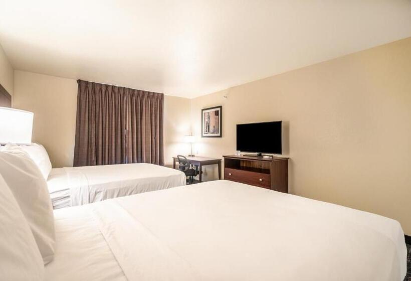Cobblestone Hotel & Suites   Newport