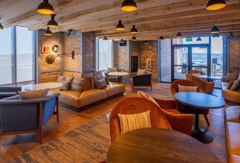 هتل Indigo   Columbus At Riverfront Place, An Ihg