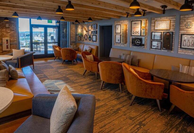 هتل Indigo   Columbus At Riverfront Place, An Ihg