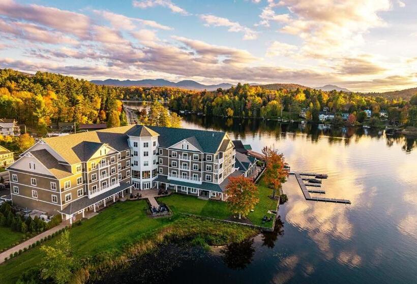 Hotel Saranac Waterfront Lodge