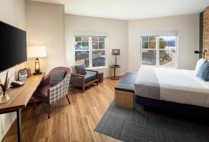 هتل Voco Saranac Lake Ny Waterfront, An Ihg