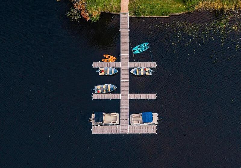 هتل Voco Saranac Lake Ny Waterfront, An Ihg