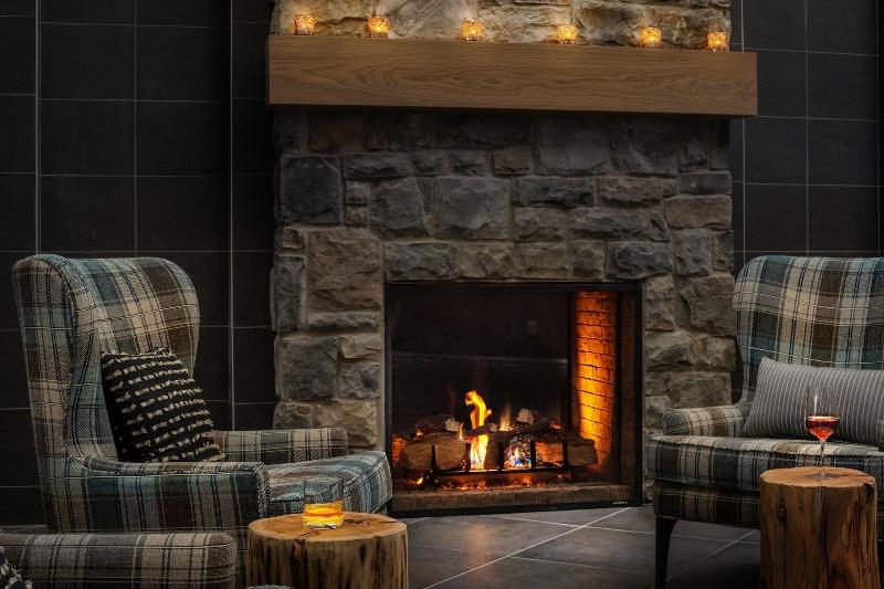 هتل Voco Saranac Lake Ny Waterfront, An Ihg